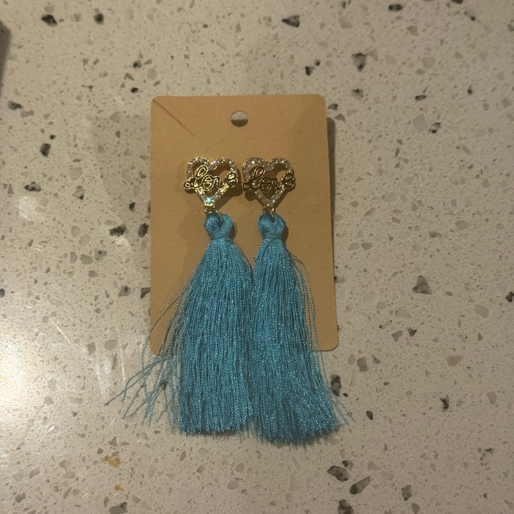 NWT Chic Love Heart Gold and Blue Tassel Earrings